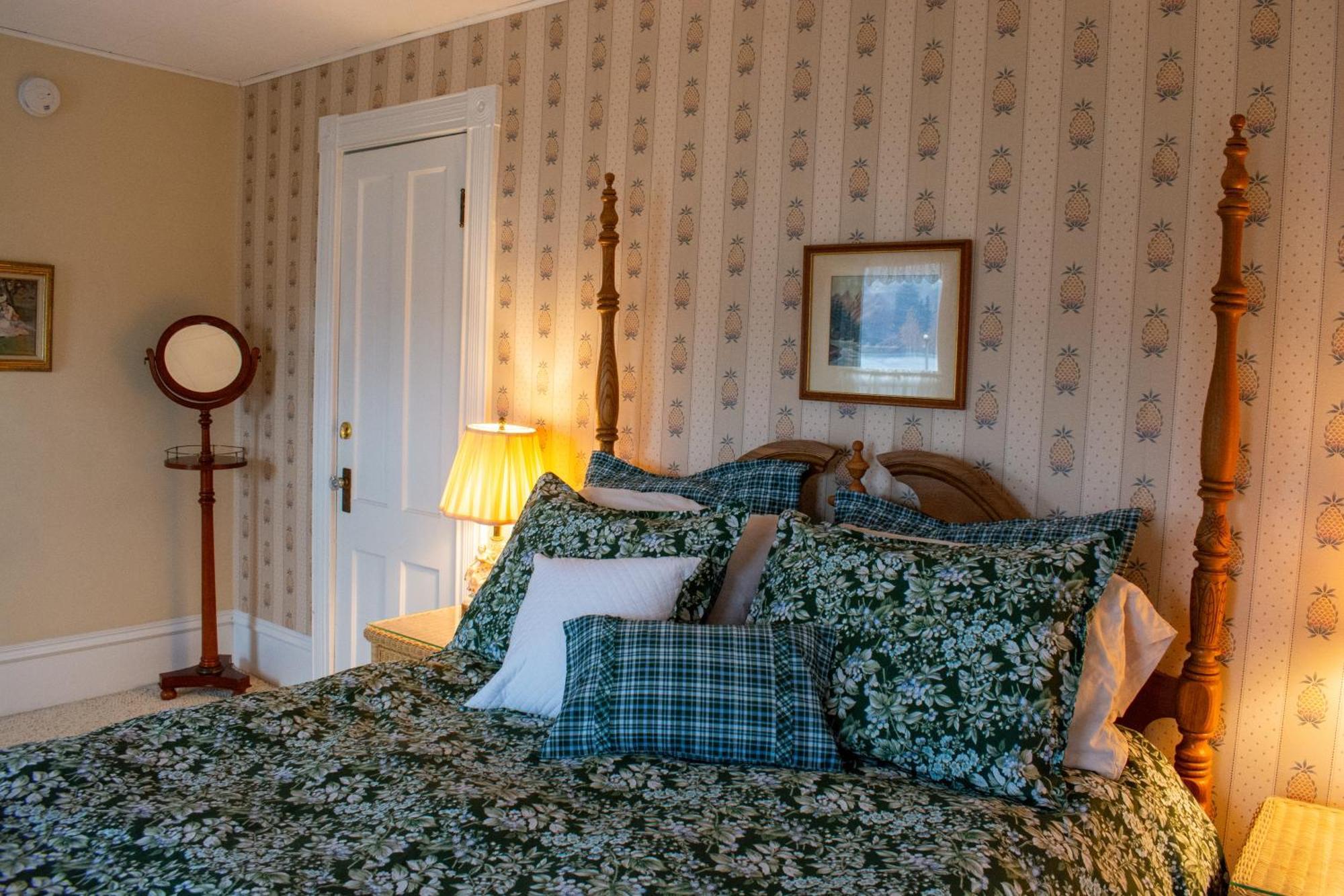 Hudson Manor Bed & Breakfast 沃特金斯格伦 外观 照片