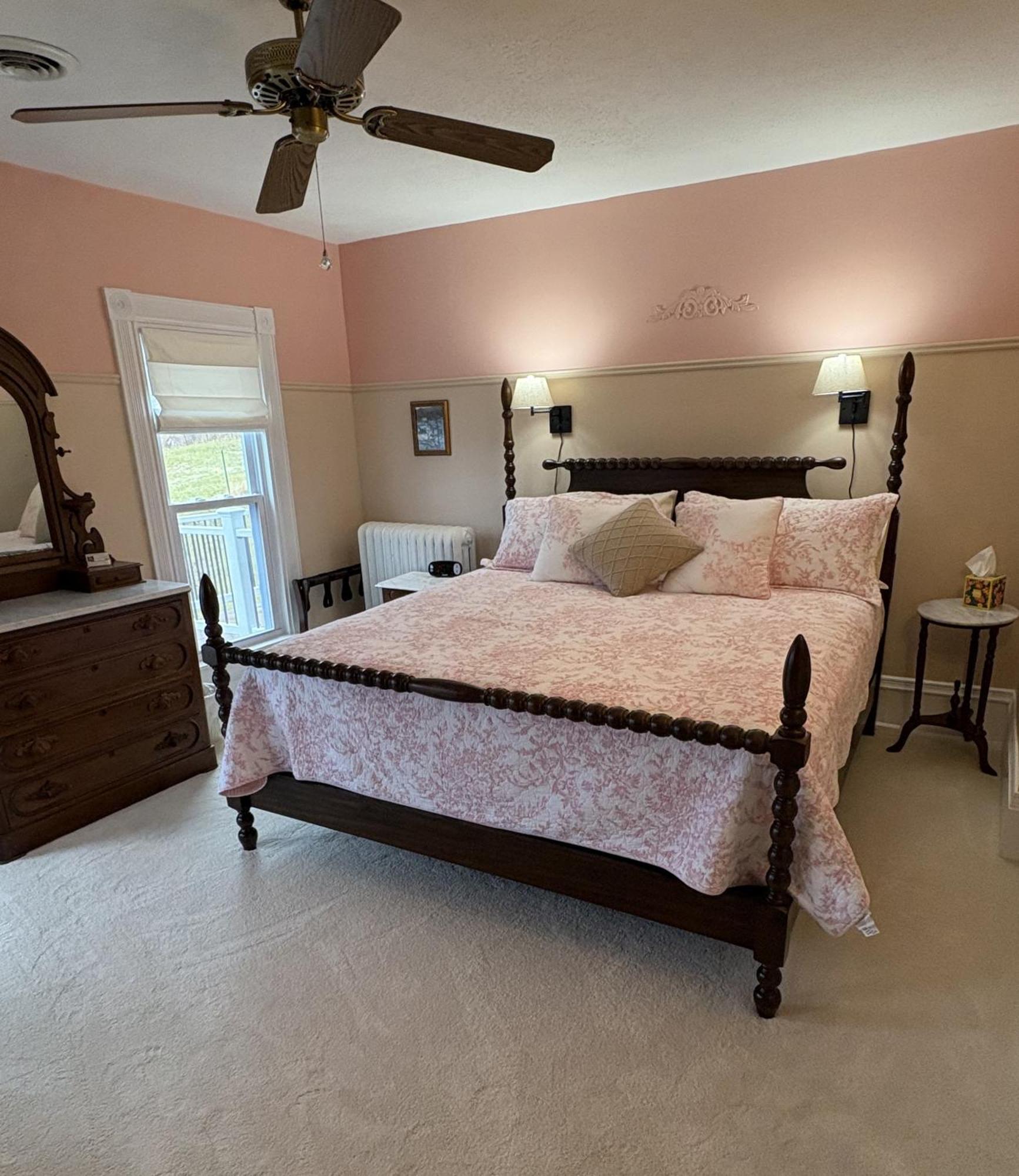 Hudson Manor Bed & Breakfast 沃特金斯格伦 外观 照片