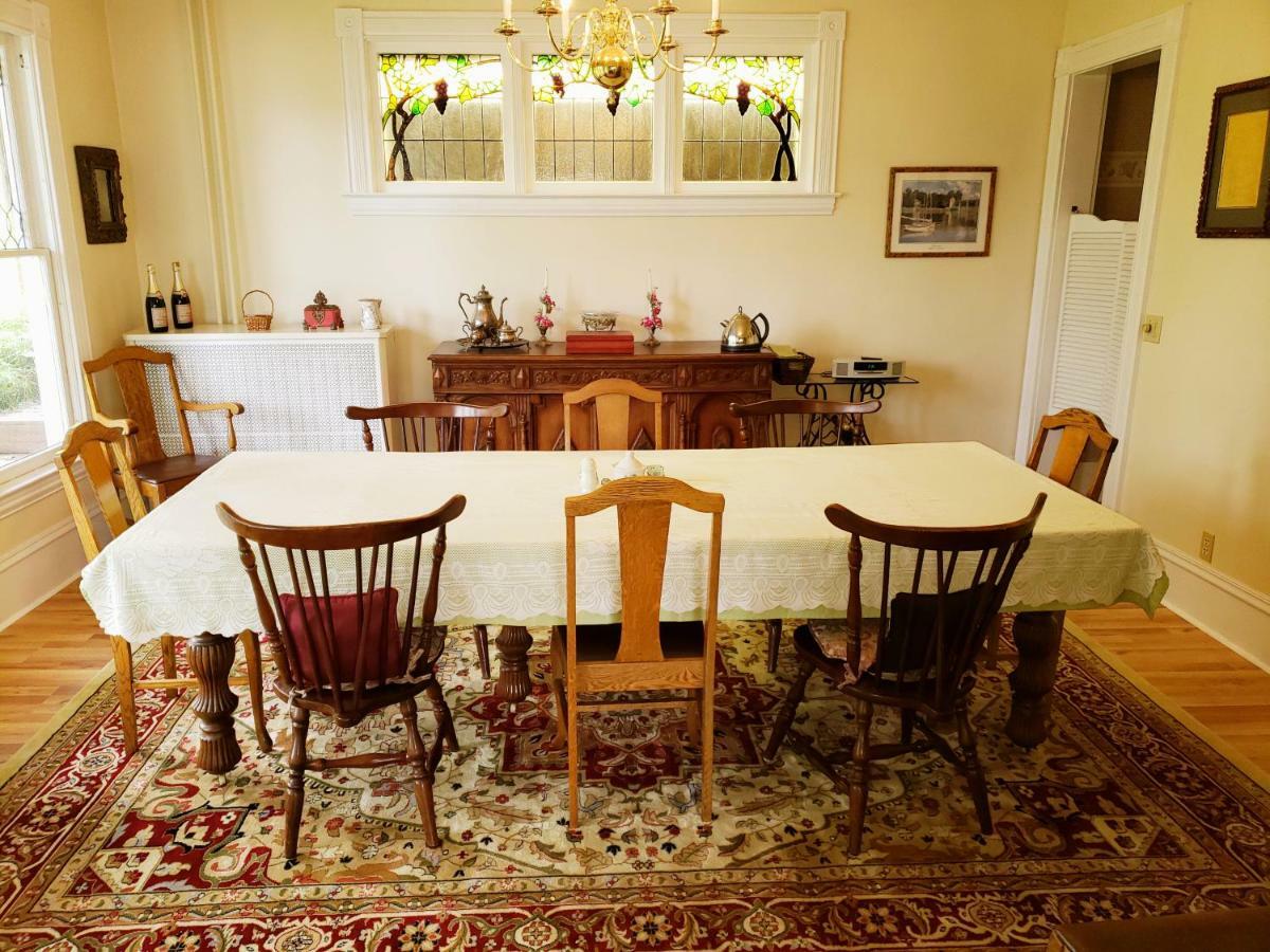 Hudson Manor Bed & Breakfast 沃特金斯格伦 外观 照片